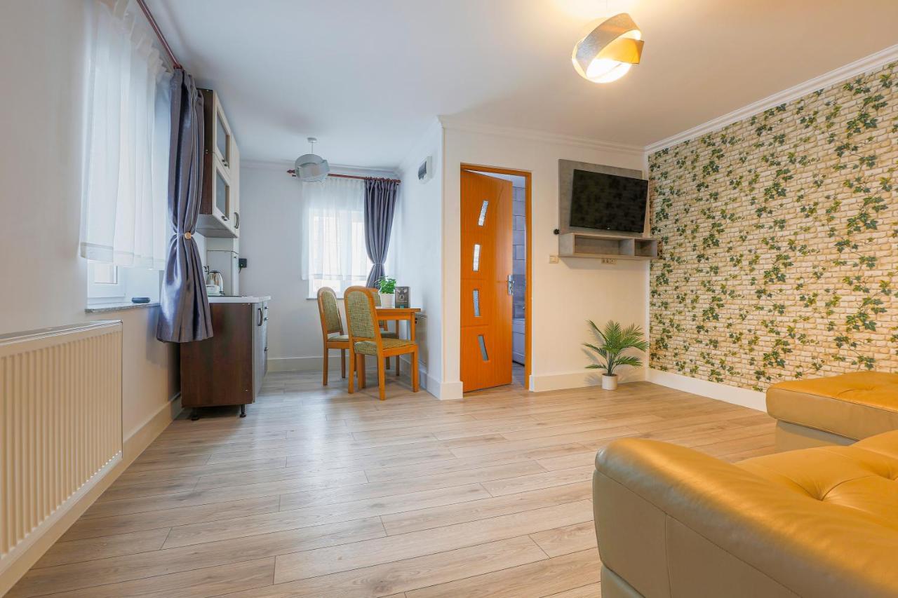 Vaias Aparts Târgu Neamţ Exterior foto
