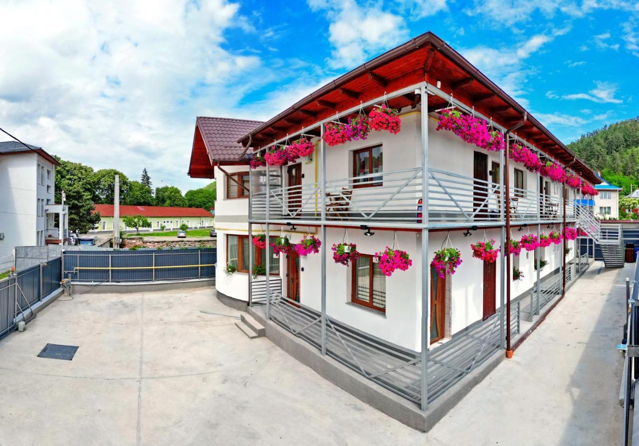 Vaias Aparts Târgu Neamţ Exterior foto